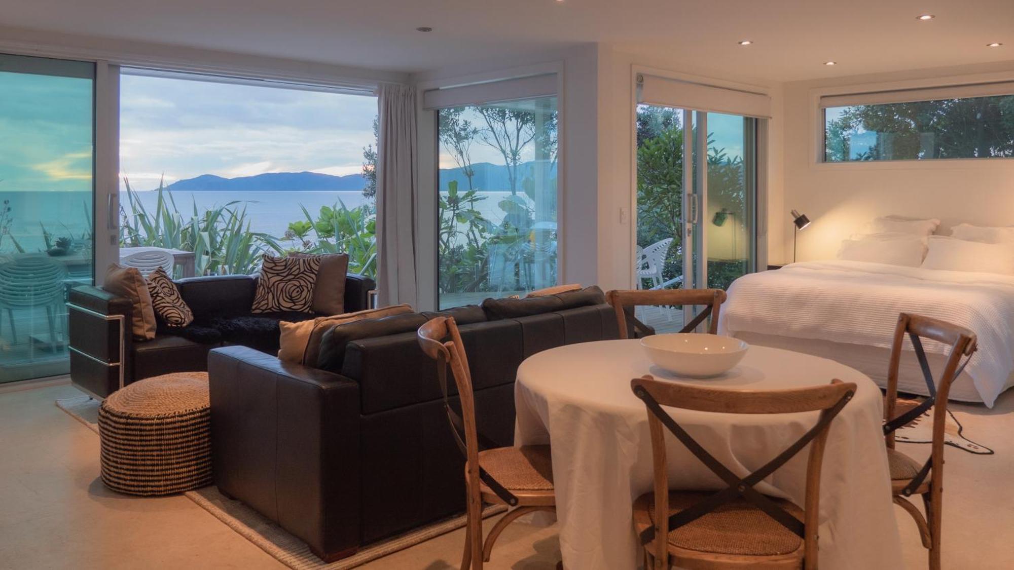 Seascapes Waterfront 2 Villa Paraparaumu Exterior photo